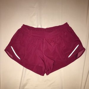 lulu lemon hottie hot short 2.5 inseam
